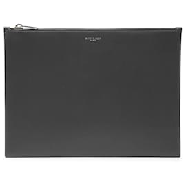 Clutch in pelle nera con zip Saint Laurent