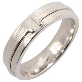 Anello T Two in oro bianco 18K di Tiffany & Co.