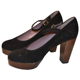 Robert Clergerie black deerskin suede pumps platform size 36