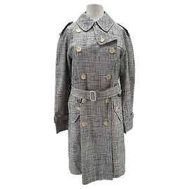 Burberry Trench blanco a cuadros