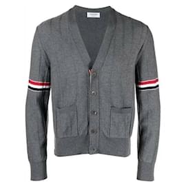 Lässiger V-Ausschnitt Cardigan aus Wolle mit Arm-Bändern - Thom Browne