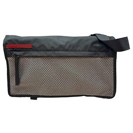 Prada Borsa a tracolla in nylon mesh sportivo con tasca