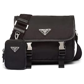 Prada Borsa a tracolla nera con logo Re-Nylon