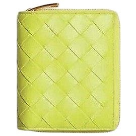 Bottega Veneta Cartera bipliegue con cremallera