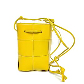 Bottega Veneta Mini borsa a secchiello Cassette