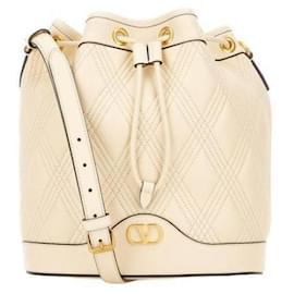 Borsa a spalla in pelle Napa trapuntata con coulisse - Valentino