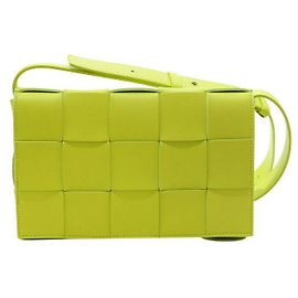 Bottega Veneta Bolsa Cassete Kiwi Ácido