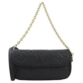 Portafoglio Louis Vuitton Monogram Empreinte Wallet on Chain Ivy