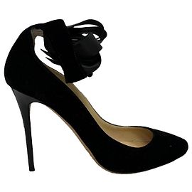 Décolleté con cinturino annodato Jimmy Choo Rosana in velluto nero