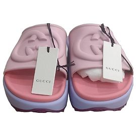 Mule Gucci Miami in gomma rosa