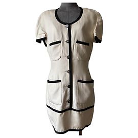 Chanel Kleid Creme aus Seide und Viskose mit CC Logo Knöpfen