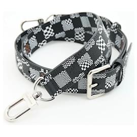 Louis Vuitton Tracolla Nigo X Virgil Abloh damier distorted