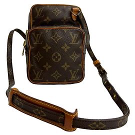 Borsa a Spalla in Pelle Monogram Amazon di Louis Vuitton
