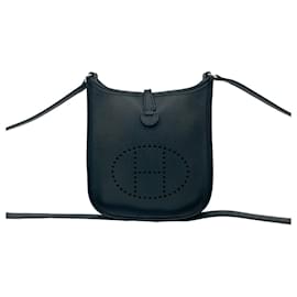 Borsa a spalla mini pochette Evelyn TPM in pelle Epsom nera di Hermès