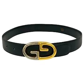 Leder Gürtel mit GG-Logo Schnalle von Gucci