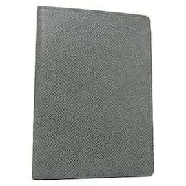 Copri-passaporto Louis Vuitton Taiga