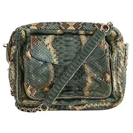 Claris Virot Grüne Schultertasche aus exotischem Leder