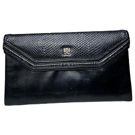 Clutch in pelle con stampa a serpente vintage Givenchy nera
