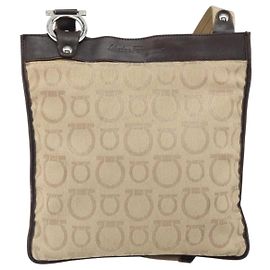 Borsa a Spalla Gancini in Tela Salvatore Ferragamo