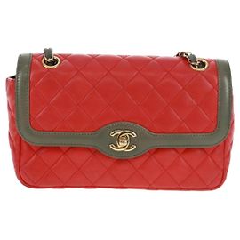 Borsa a tracolla bicolore Chanel in pelle di agnello trapuntata piccola