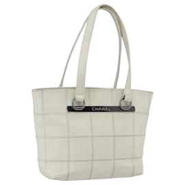 Borsa Chanel in pelle trapuntata con cucitura quadrata media