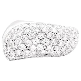 Anello Chaumet, "Omaggio a Venezia", oro bianco, diamanti.