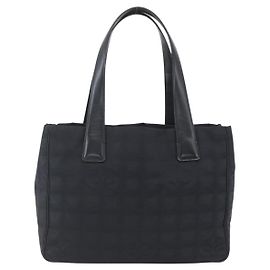Sac fourre-tout en nylon moyen de la ligne de voyage Chanel