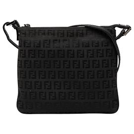 Borsa a tracolla in tela Zucchino nera Fendi
