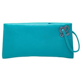 Borsa Clutch con Logo Loewe in Pelle Blu Teal