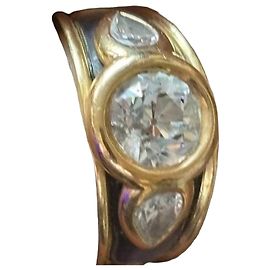 Mauboussin Nadia Royal, oro giallo 2 carati di diamante centrale, diamanti laterali e madreperla