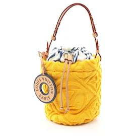Borsa a spalla bucket Louis Vuitton LV Vacation a bordo piscina
