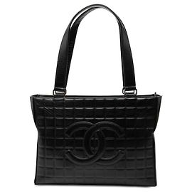 Borsa Tote in agnello nero CC cioccolato di Chanel