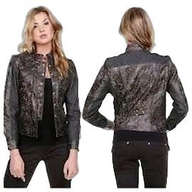 Autre Marque H&D Classic Leather Collection - Distressed Genuine Leather & Denim Panel Acid Wash Jacket