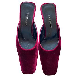 Lk Bennett Kirschenvelours-Mules "Missy" von L.K. Bennett, Größe 37,5 EU – Neu