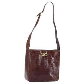 Borsa a spalla Gancini Salvatore Ferragamo in pelle embossata Marrone Oro Auth 162573