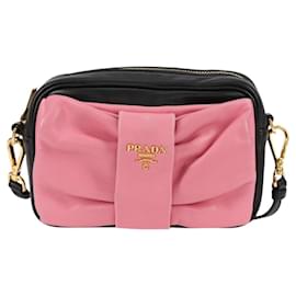 Borsa a tracolla Prada Bow in pelle nappa