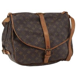 LOUIS VUITTON Monogram Saumur 35 Schultertasche M42254 LV Auth ka2121
