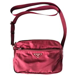 Prada Bordeaux roter Schulter-Crossbody-Logo-Beutel