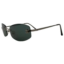 Gafas de sol sin montura con logo CC en azul oscuro Chanel 4002
