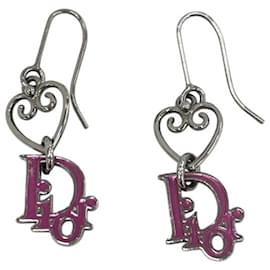 Orecchini in argento rosa con logo a forma di cuore di Christian Dior