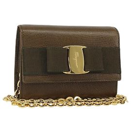 Borsa a catena Vara Ribbon in pelle marrone e oro Auth ka2095 di Salvatore Ferragamo