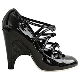 Schwarze Absätze - Chanel