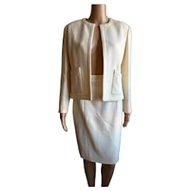 Chanel Jacke und Rock Set