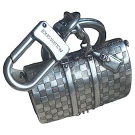 Louis Vuitton ¡EDICIÓN LIMITADA DE COLECCIONISTA!