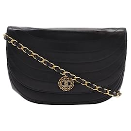 Borsa a spalla a mezzaluna vintage Chanel in pelle di agnello nera