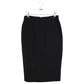 Falda negra - Andrew GN