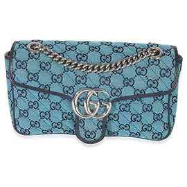 Bolsa de ombro Gucci GG Marmont diagonal em lona matelassê azul pequena