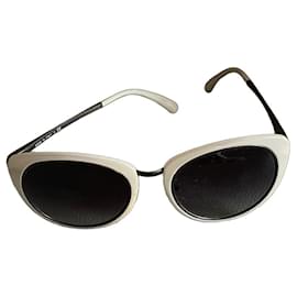Chanel Runde Sonnenbrille Dunkelgrau und Elfenbeinbeige Größe 50