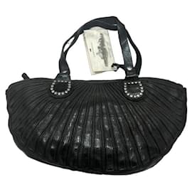 Campomaggi Borsa in pelle nera con borchie