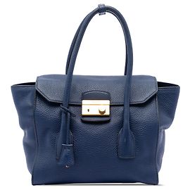 Borsa a tracolla Sound Lock in Vitello Daino Blu di Prada